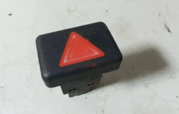 Audi A4 S4 B7 8E 8H Hazard light switch 8E0941509