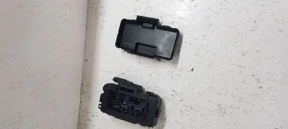 Honda Civic Fuse module S6FG4