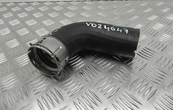 Hyundai Kona I Engine coolant pipe/hose 2828607640