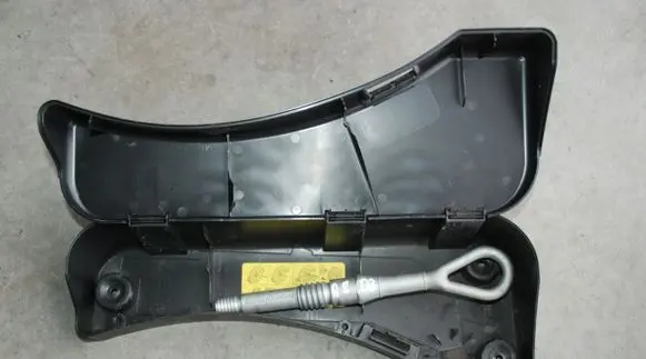 Audi A8 S8 D3 4E Tool set 450KM