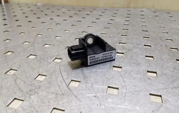 Honda CR-V Airbag deployment crash/impact sensor 77970SWAE113M4 77970SWAE113 5WK43786