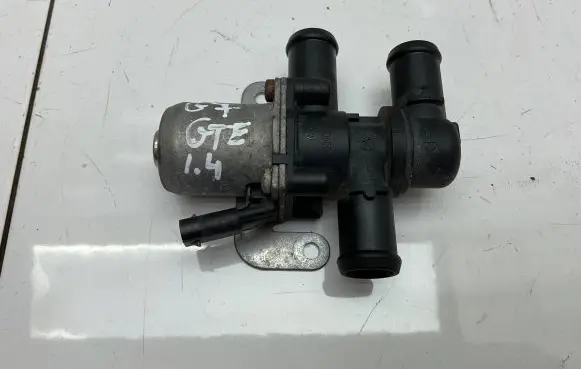 Volkswagen Golf VII Electric auxiliary coolant/water pump 5Q0906457C