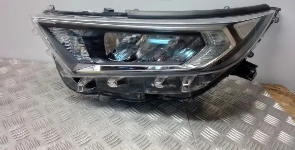 Toyota RAV 4 (XA50) Headlight/headlamp