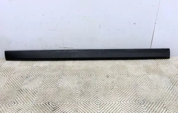 Peugeot 3008 I Front sill (body part) 
