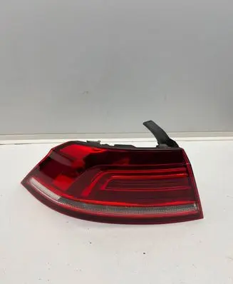 Volkswagen PASSAT B8 Rear/tail lights 3G5945311