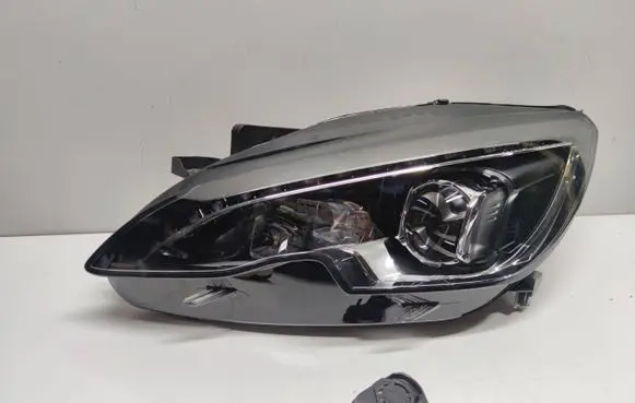 Peugeot 308 Headlight/headlamp 16180003
