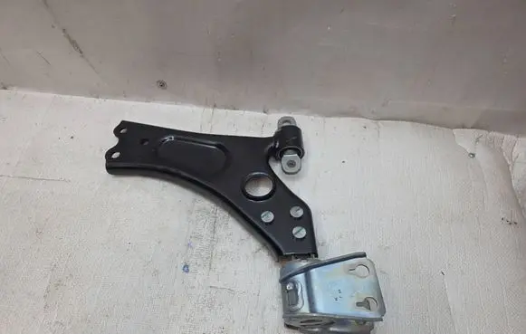 Peugeot 2008 II Front control arm 9873916180 0626R