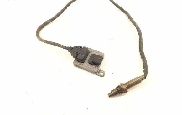 Mercedes-Benz C W205 Lambda probe sensor 0009051612 0009056122