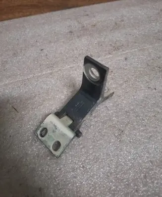 Audi 80 90 S2 B4 Rear door upper hinge 893831401