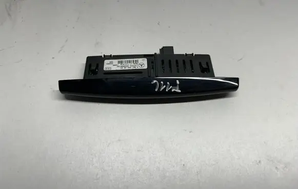 Mercedes-Benz E A207 Parking PDC sensor display screen A0015424623