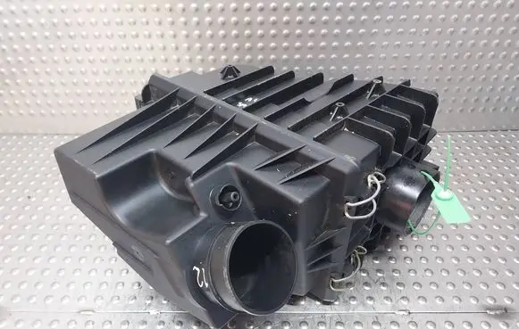 Ford Transit Air filter box S26380650 YC159600DD