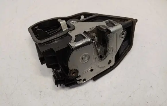 BMW Z4 E85 E86 Front door lock 7167072 51217167072 51217154622