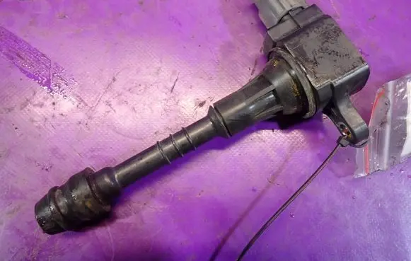 Nissan Almera Tino High voltage ignition coil 