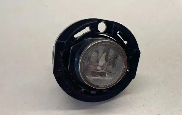 Chrysler 300C Front fog light 68228884AC