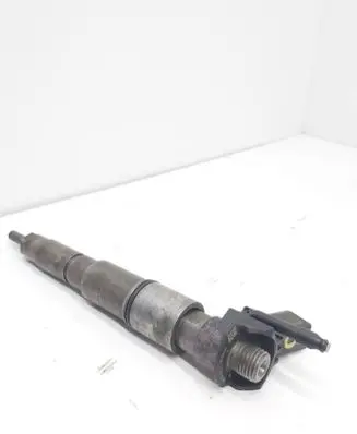 Fuel injector