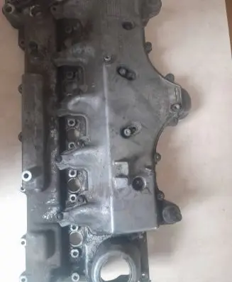 Volvo V70 Rocker cam cover 08692397