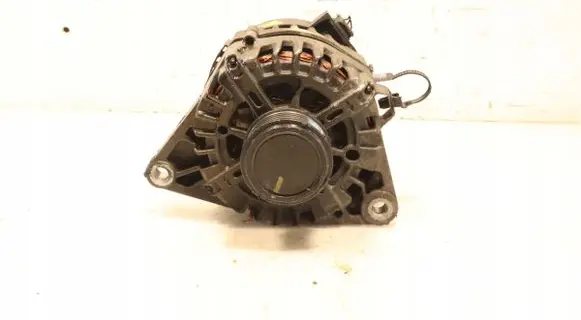 KIA Ceed Generator/alternator 37300-2A850