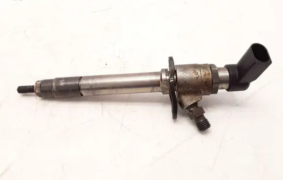 Jaguar XJ X350 Fuel injector 5U3Q9K546AA 30809 030012