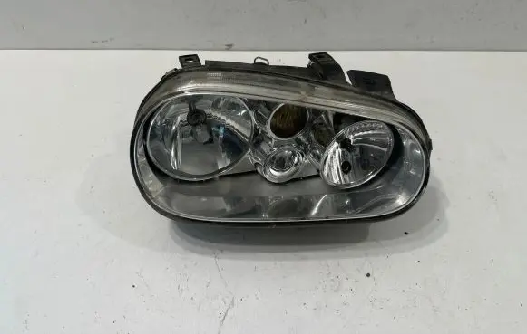 Volkswagen Golf IV Headlight/headlamp