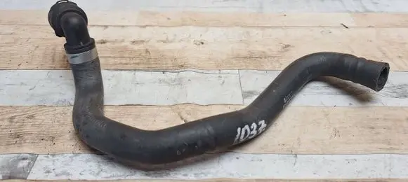 Engine coolant pipe/hose