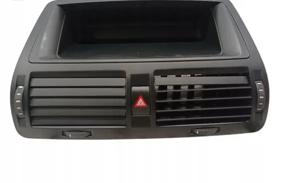 Skoda Octavia Mk3 (5E) Dashboard air vent grill cover trim 1Z0820951