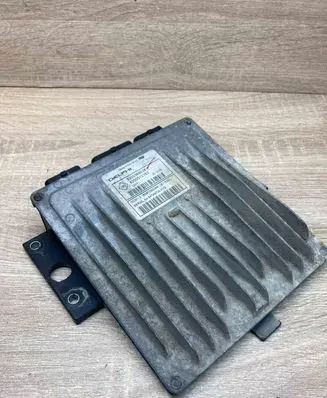 Renault Clio III Engine control unit/module ECU 8200399038 8200513163