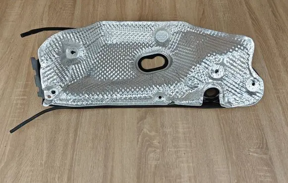 Other engine bay part