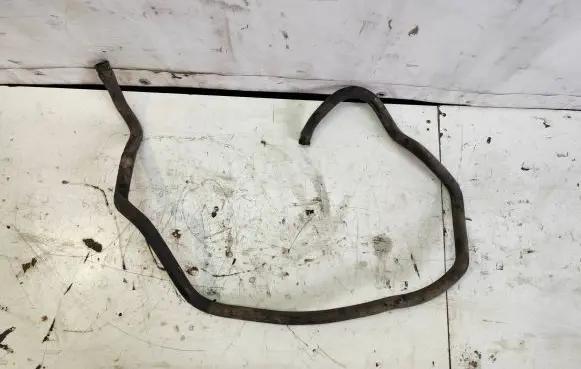 Ford Sierra Engine coolant pipe/hose 8BB8B3081