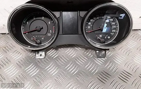 Jeep Grand Cherokee Speedometer (instrument cluster) 68186244AA