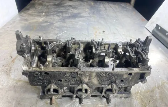 Audi A6 S6 C5 4B Engine head 059e