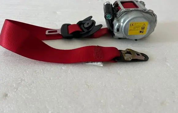 Mercedes-Benz C W206 Front seatbelt 34287741B 8400055907 A2068603900