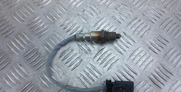 Peugeot 208 Lambda probe sensor 9813838380