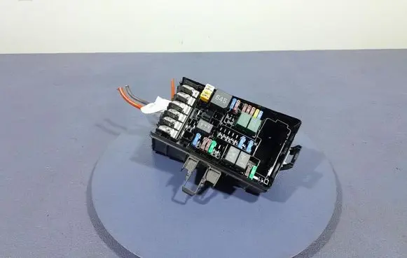 Volkswagen T-Roc Fuse box set 5Q0907361G