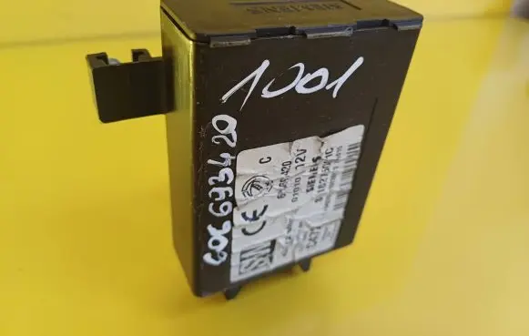 Alfa Romeo 156 Door central lock control unit/module 606693420 S118275001C