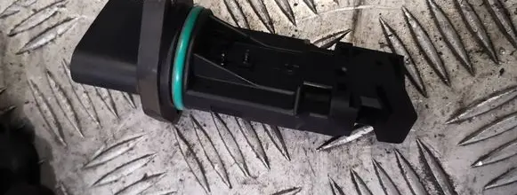 Skoda Octavia Mk2 (1Z) Mass air flow meter 587291b
