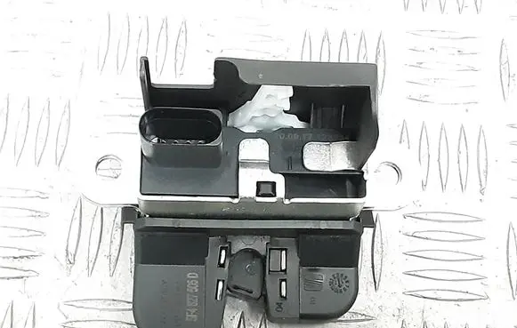 Seat Leon (5F) Tailgate/trunk/boot lock/catch/latch 5F4827505D