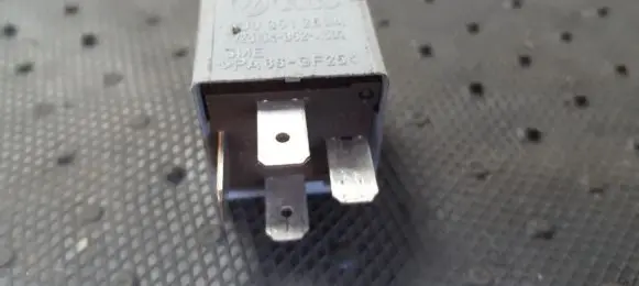 Audi A6 S6 C6 4F Other relay 8D0951253A V23134-B52-X301