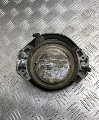 BMW 7 E65 E66 Engine mount bracket 2211677191802 22116771918 6771918