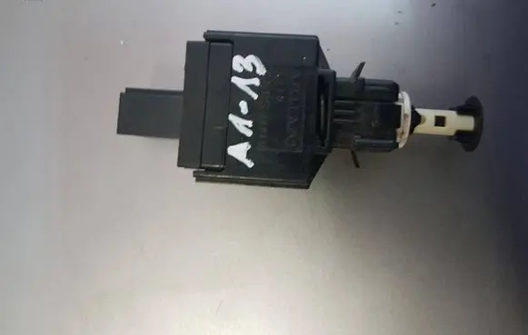Volvo S60 Brake pedal sensor switch 8622064