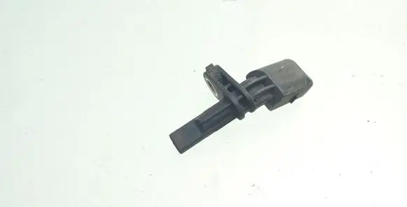 Volkswagen PASSAT B6 ABS brake wheel speed sensor 7H0927804