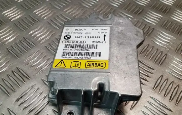 BMW 1 E81 E87 Airbag control unit/module 0285010070 9184432