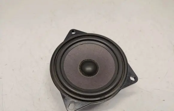 BMW 1 E81 E87 Parcel shelf speaker 65136930902 65139143153