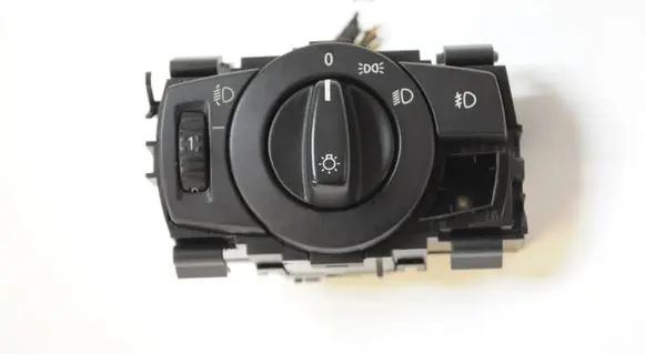 Ford Tourneo Custom Light switch 6932794