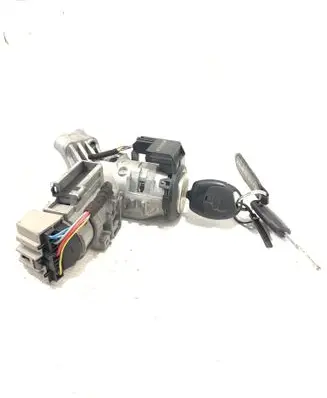 Ford Fiesta Ignition lock 8A6T15607AB D7520013 01X9B10174