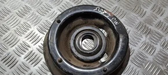 Mercedes-Benz C W203 Coil spring mount a2033211084