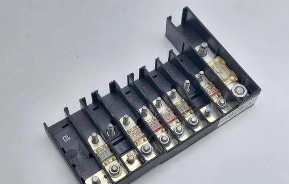 Volkswagen Transporter - Caravelle T5 Fuse box set 7H6970187 7H6970187FG