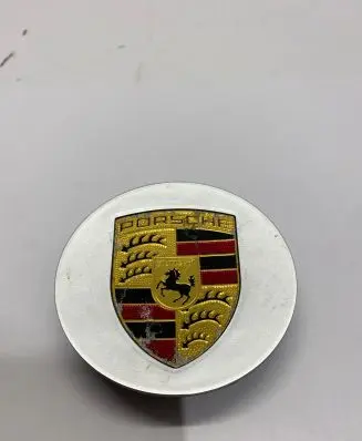 Porsche Cayenne (92A) Original wheel cap 9P1601147A 9P1601147