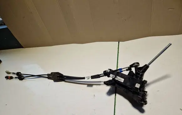 Ford Fiesta Gear shifter/selector H1BR7C453DAF H1BR7E395BF