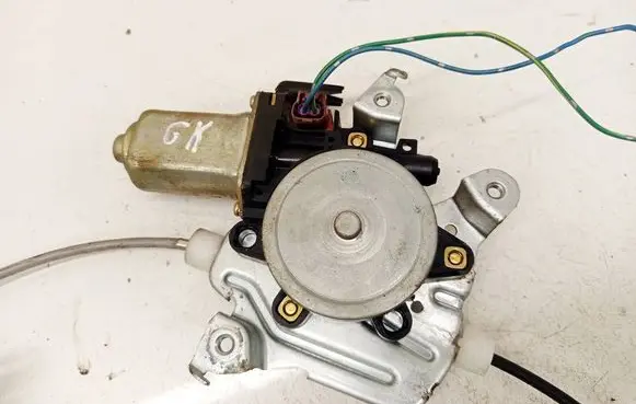 Nissan X-Trail T30 Rear door window regulator motor 8073189913