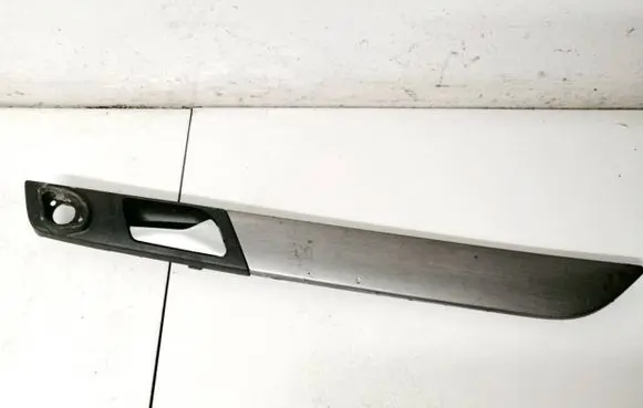 Rear door interior handle